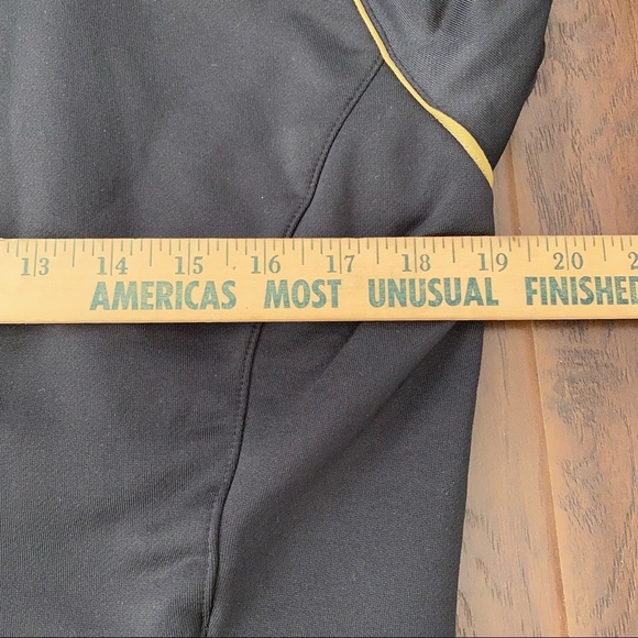 Nike just do it Women’s Black full zip Jacket Size L for big girls S women’s - Picture 9 of 10